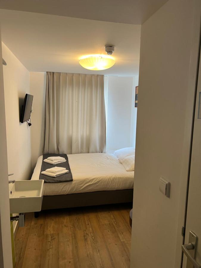 Max Hotel Amsterdam Exterior photo