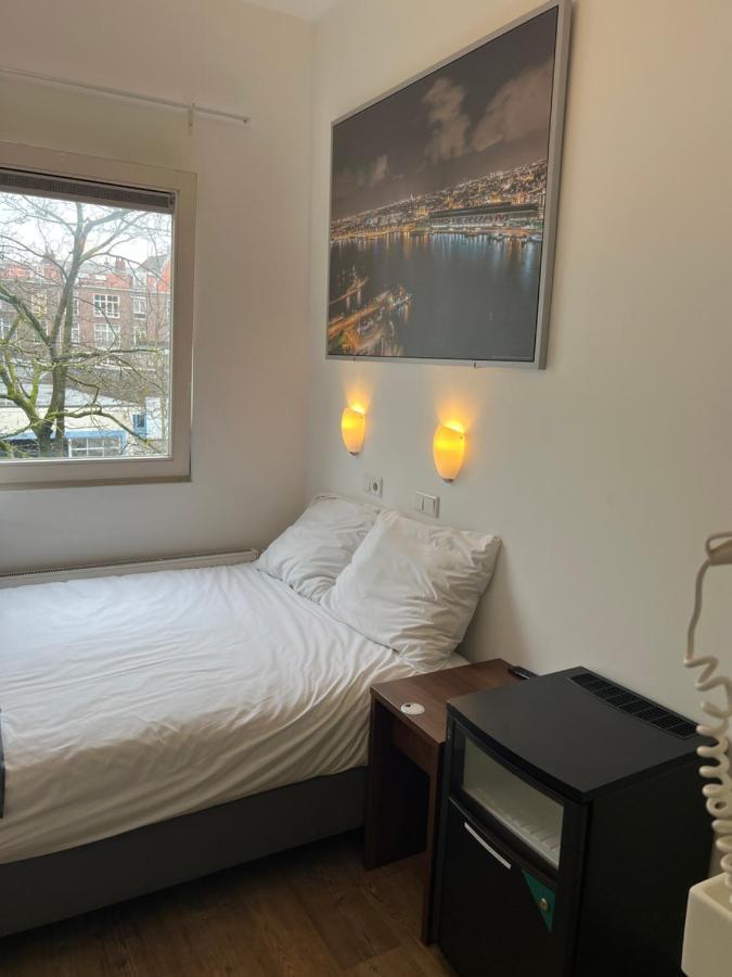 Max Hotel Amsterdam Exterior photo